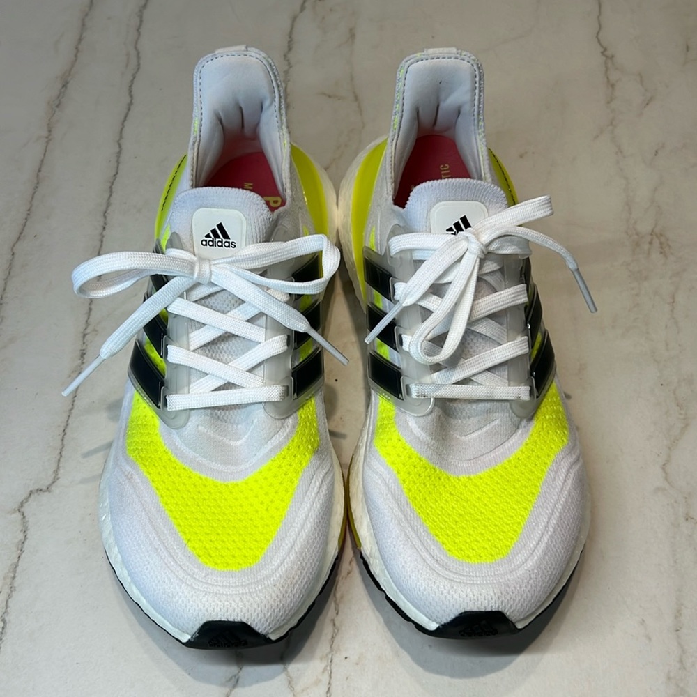 Adidas Ultraboost (Size 7.5)